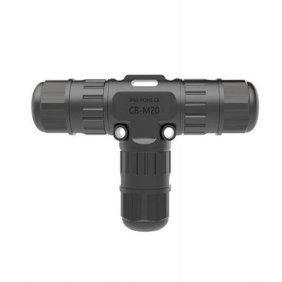Connecteur de données imperméable à l'eau IP68 avec tension nominale de 400 V pour les applications de montage de panneaux